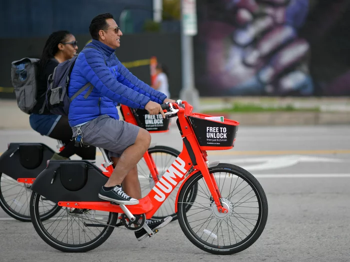 E-bike head trauma soars as helmet use falls, study finds